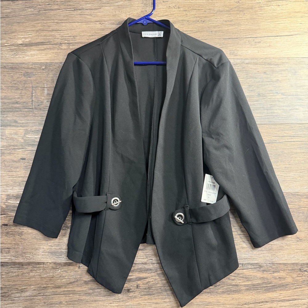 Retrology Chic Black‎ Blazer with Button Accents